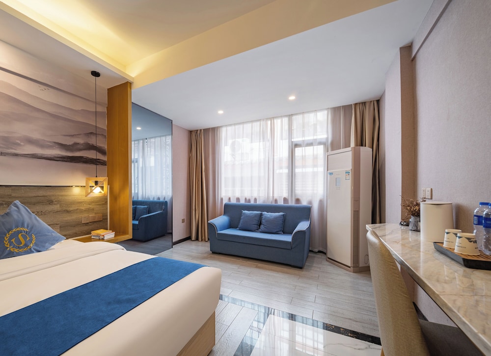 Superior Double Room, 2 Twin Beds, Non Smoking photo 2