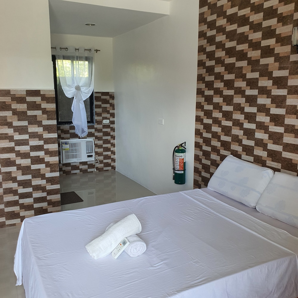 Standard Room, Pool View