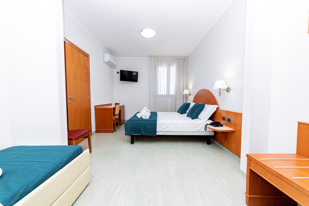 Family Quadruple Room, Balcony, Sea View photo 1
