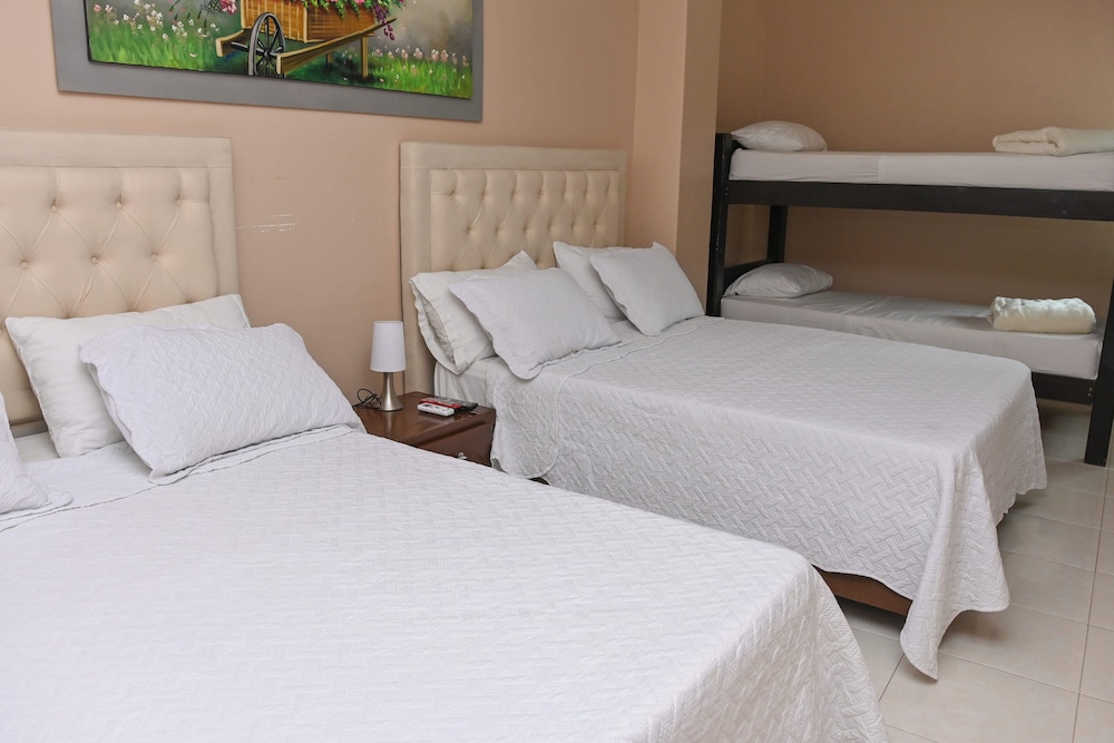 Standard Quadruple Room photo 1