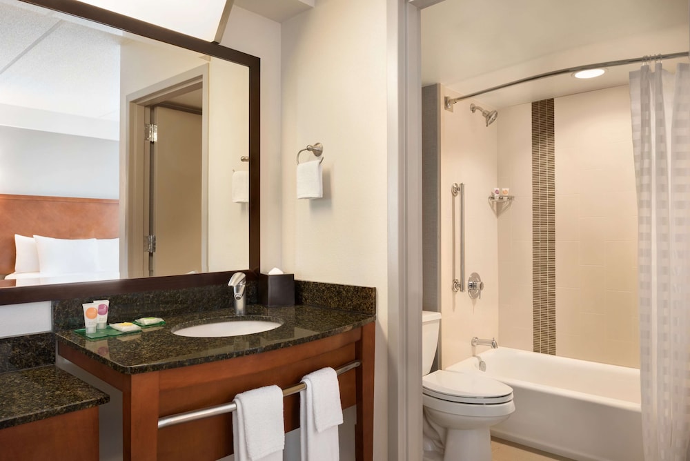 Guest Room, Room, Multiple Beds - Photo 3