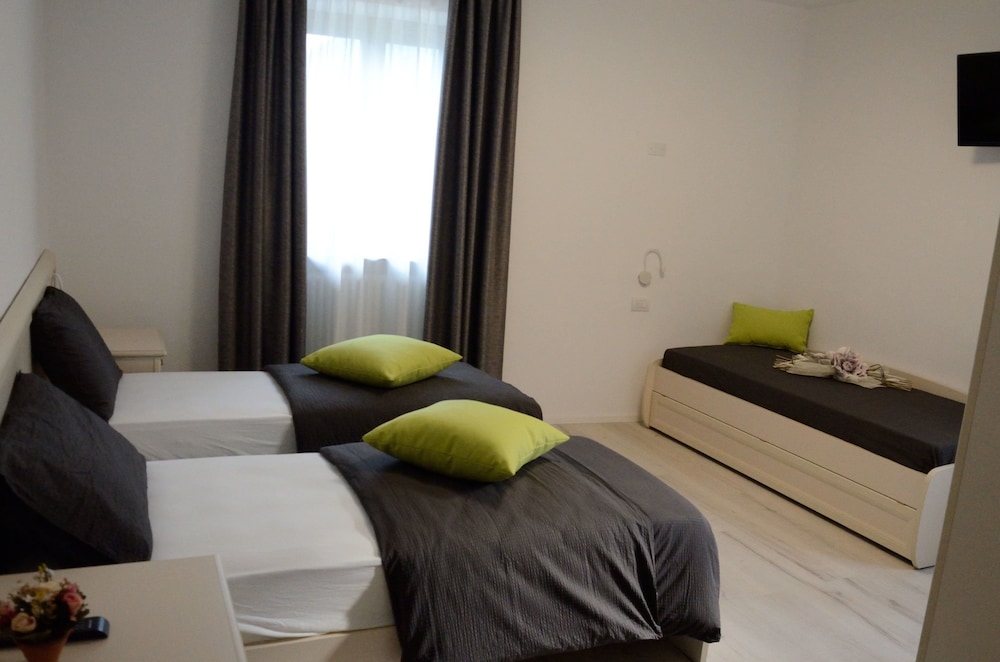 Room photo 1