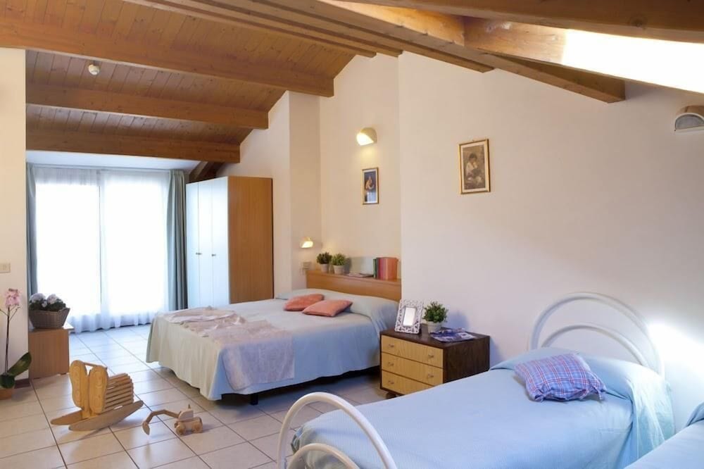 Quadruple Room, Sea View photo 1