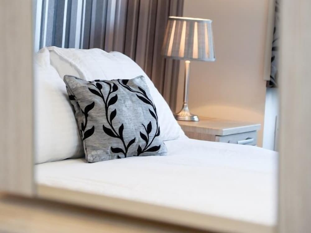Deluxe Double Room, Ensuite, Sea View - Photo 2
