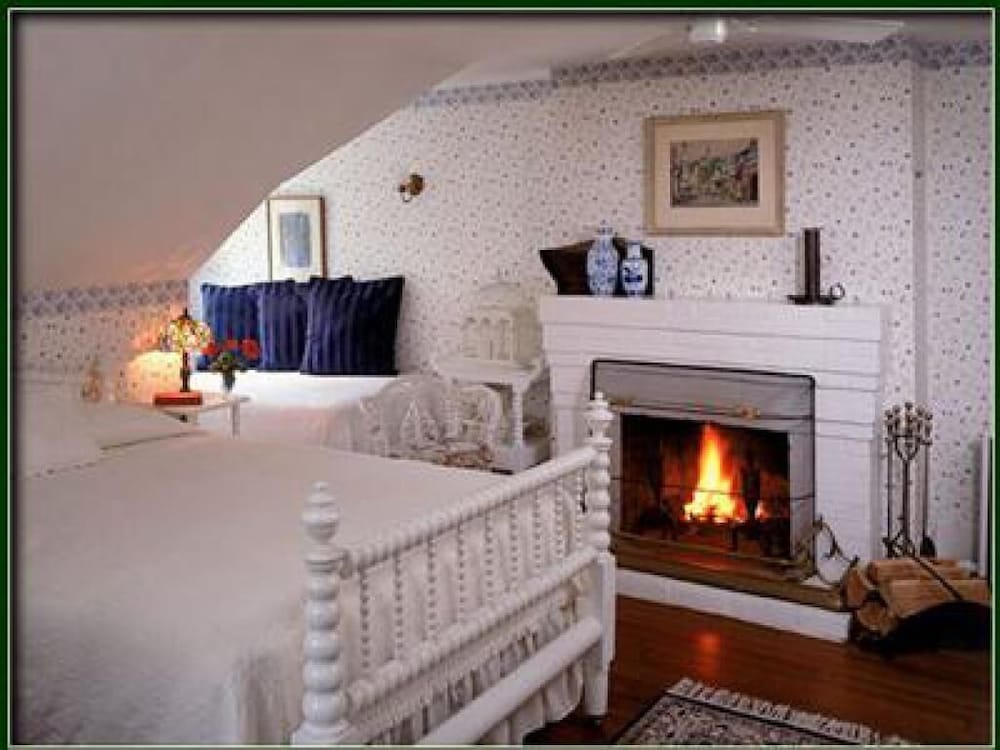 Double Room, Ensuite, Ocean View (York Suite) photo 2