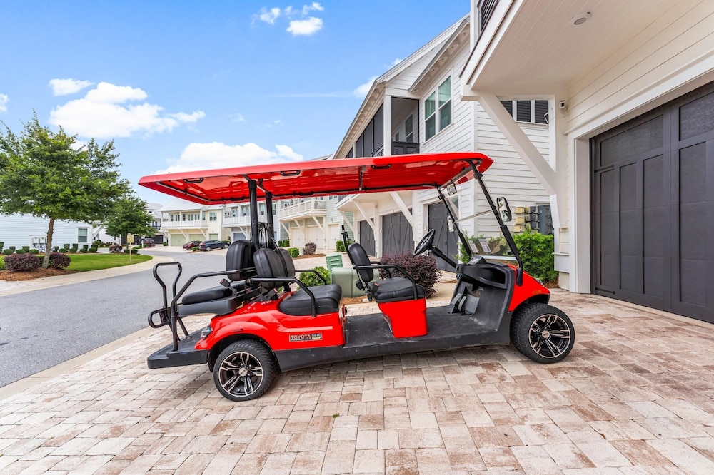 Townhome, 3 Bedrooms (Azure Abode)