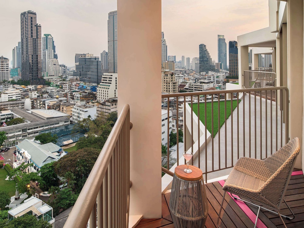 Family Room, Multiple Beds, Balcony photo 3