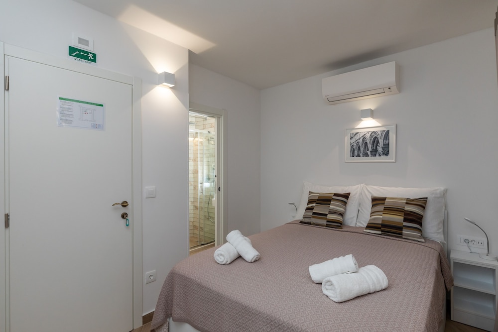 Double Room (Double Room (1st floor))
