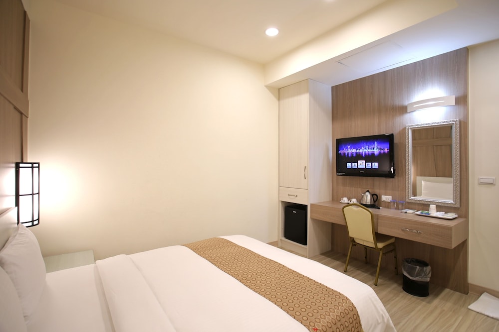 Fashion suite room — the supplier's photographs — photo 3
