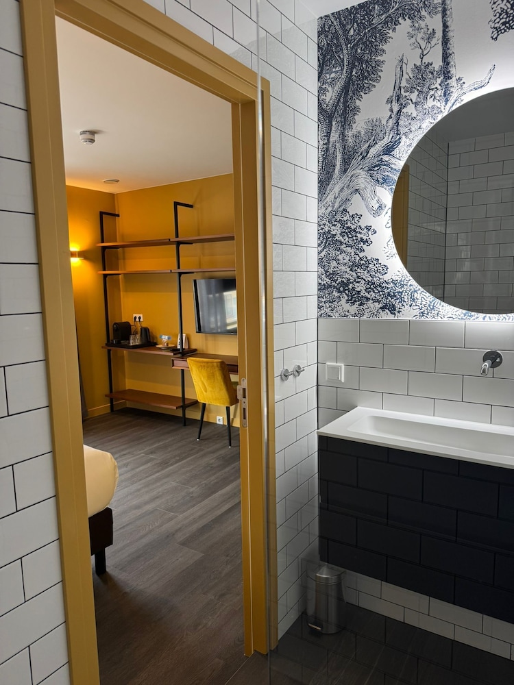Signature Double Room, 1 Queen Bed