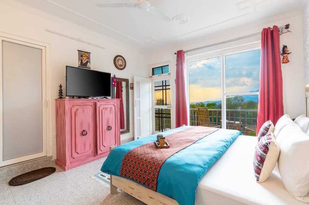 Luxury Double Room, Balcony, Mountain View photo 3