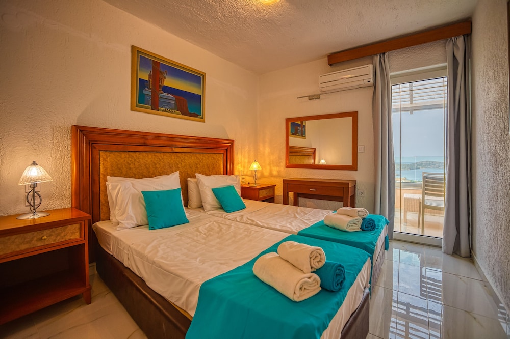 Villa, 2 Bedrooms, Private Pool thumbnail 6