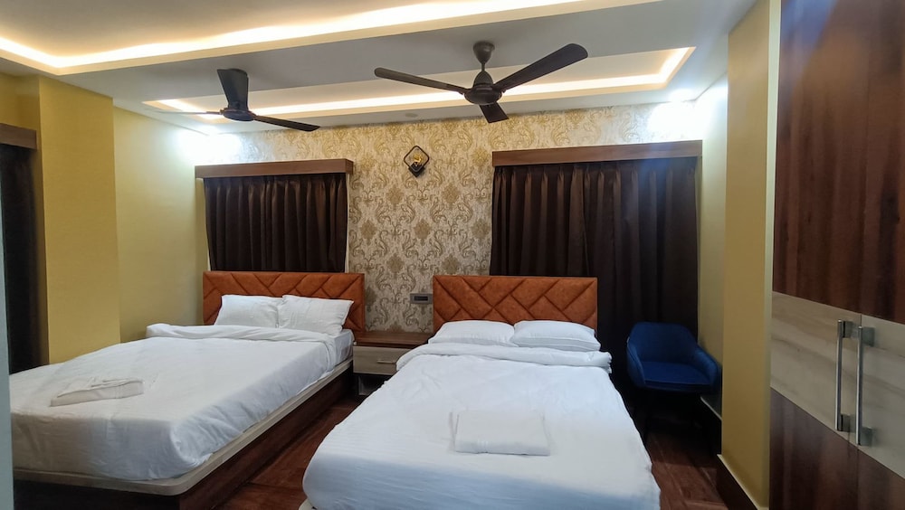 Deluxe Double or Twin Room