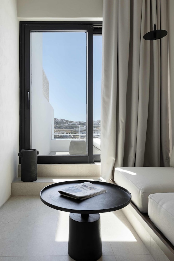 Cubic Suite with Panoramic Sea View & Mini Pool - Photo 7