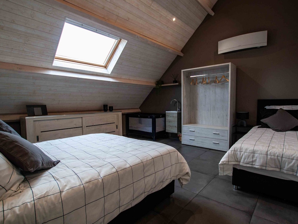 Villa photo 3