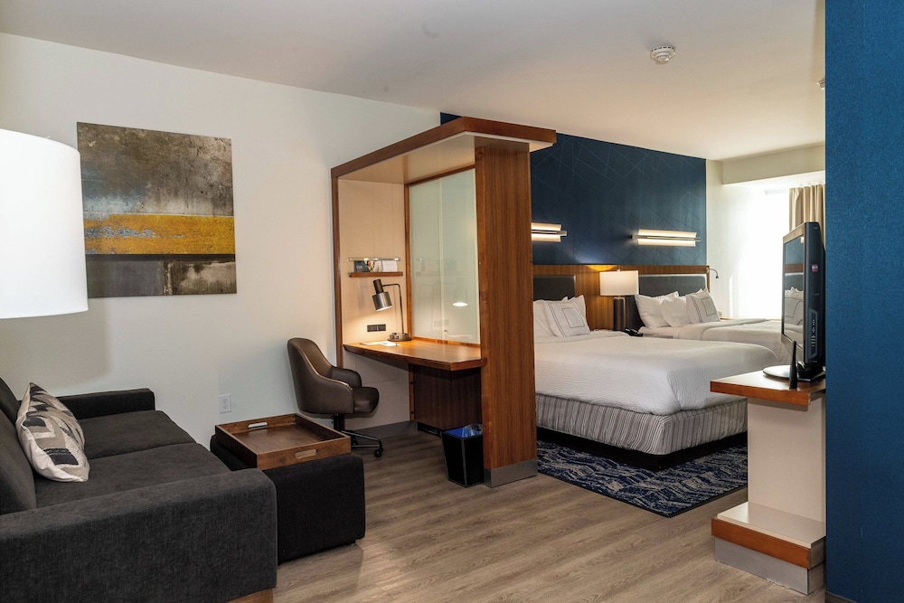 Studio, Multiple Beds