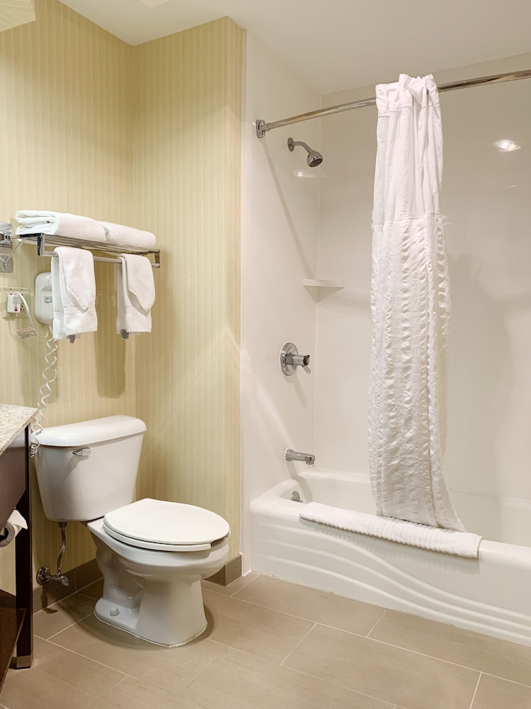 Double Room, 2 Double Beds, Non Smoking - Photo 4