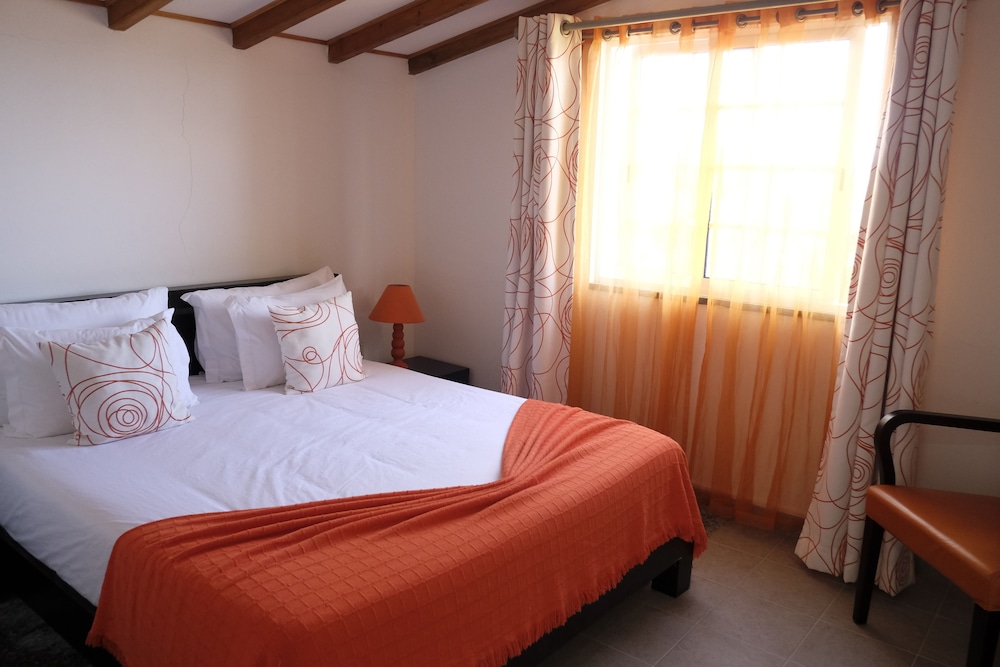 Apartment, 2 Bedrooms, Ocean View photo 2