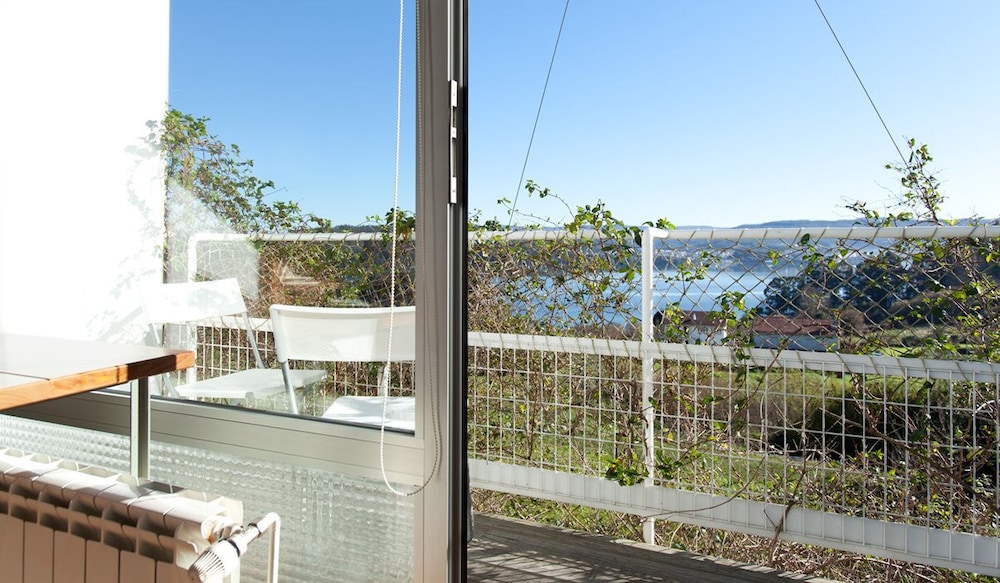 Deluxe Duplex, 1 Queen Bed, Terrace, Ocean View