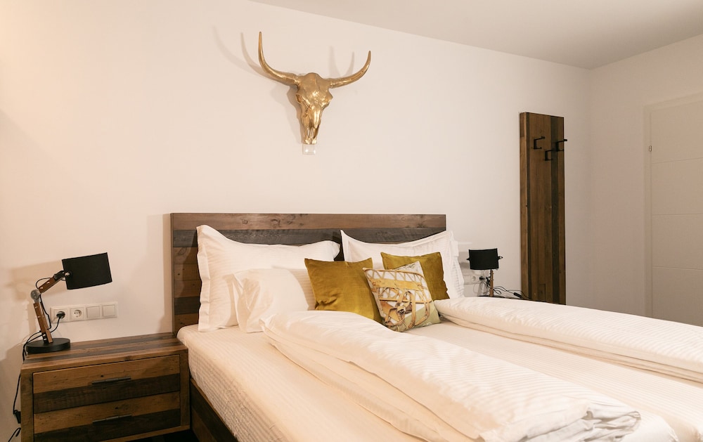 Design Suite, 1 Bedroom, Non Smoking, Mountainside photo 2
