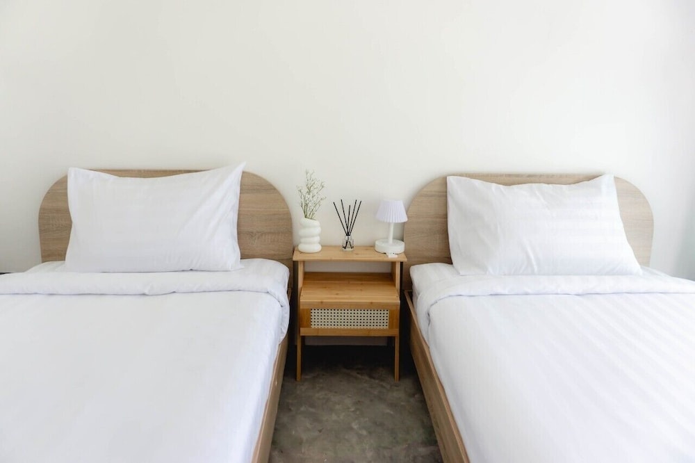 Deluxe Twin Room, Garden View