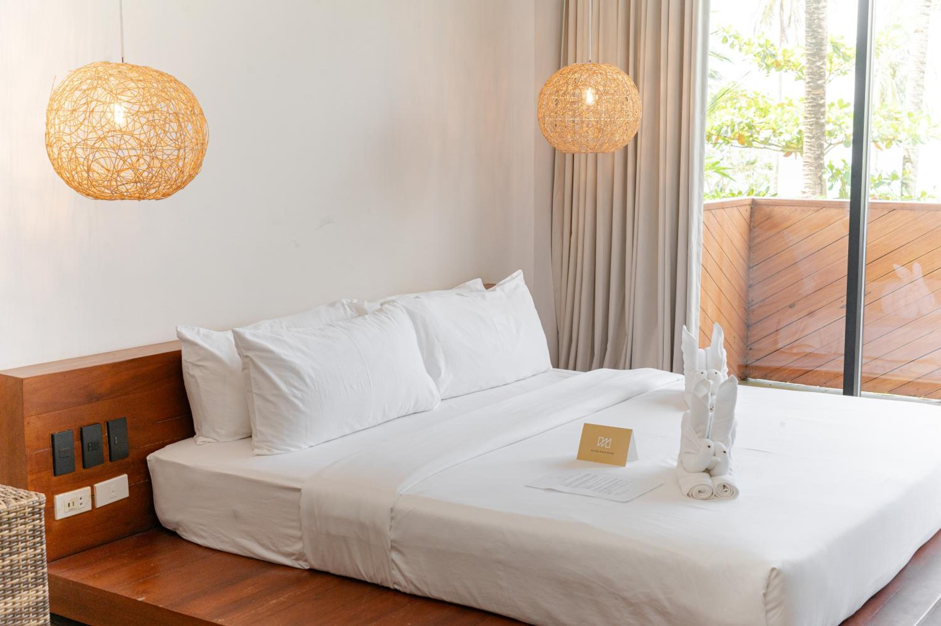 King Room with Balcony photo 3