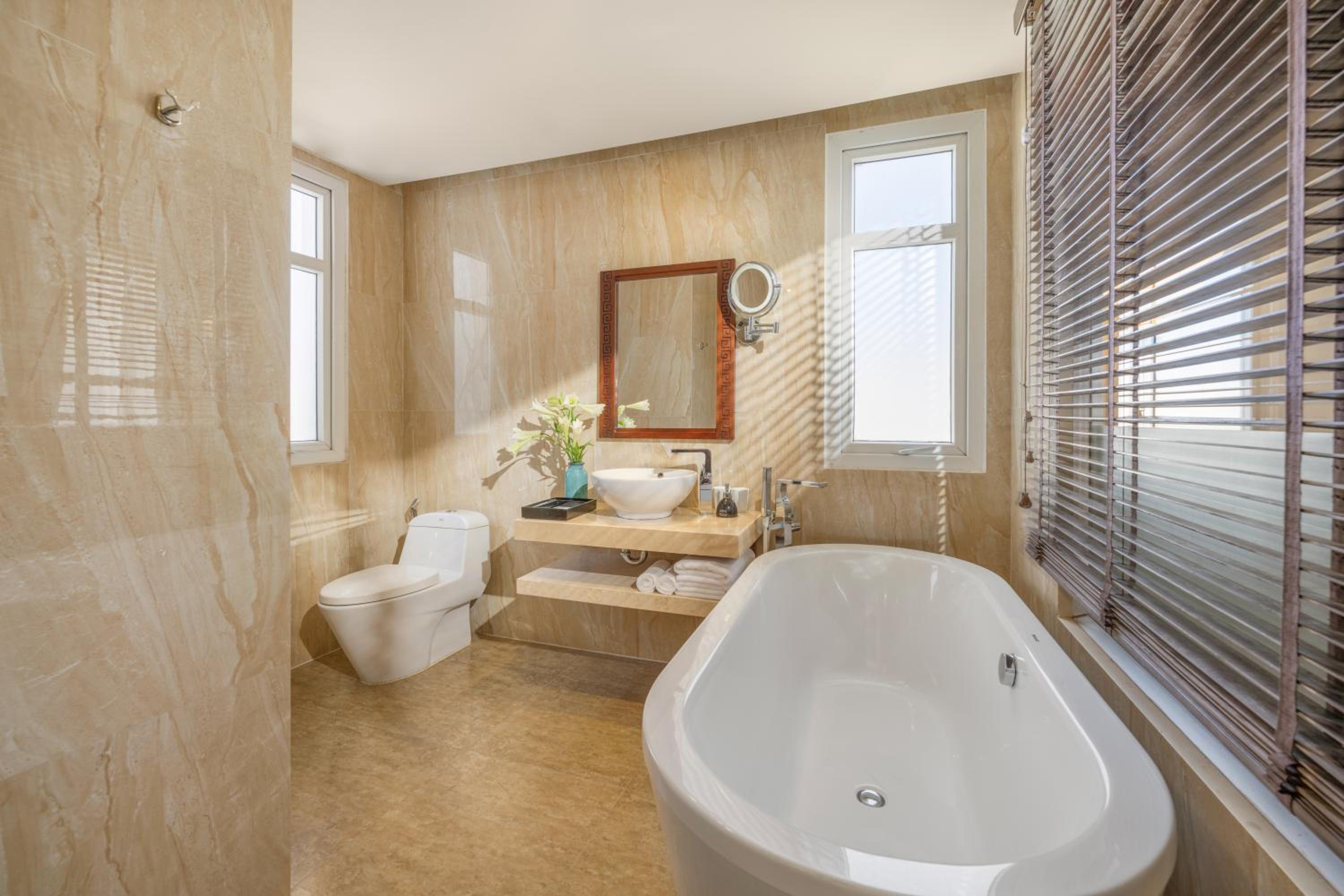 Junior Suite - Water Front photo 2