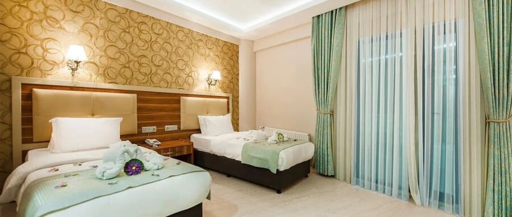 Standard Double or Twin Room, Balcony