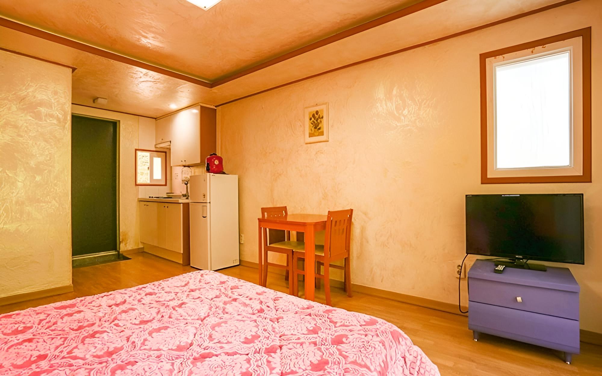 Room (Cloud) photo 3