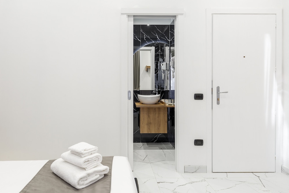 Superior Double or Twin Room photo 3