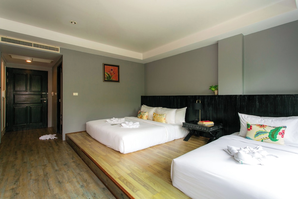 Deluxe Triple Room - Photo 11