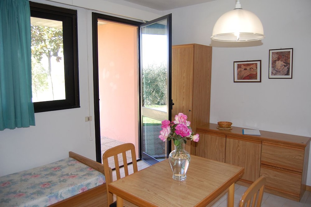 Apartment, 2 Bedrooms, 2 Bathrooms - Photo 3