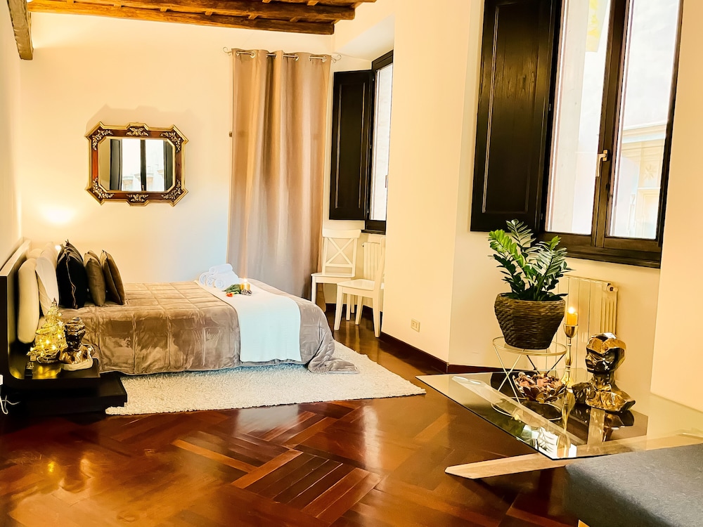 Luxury Apartment