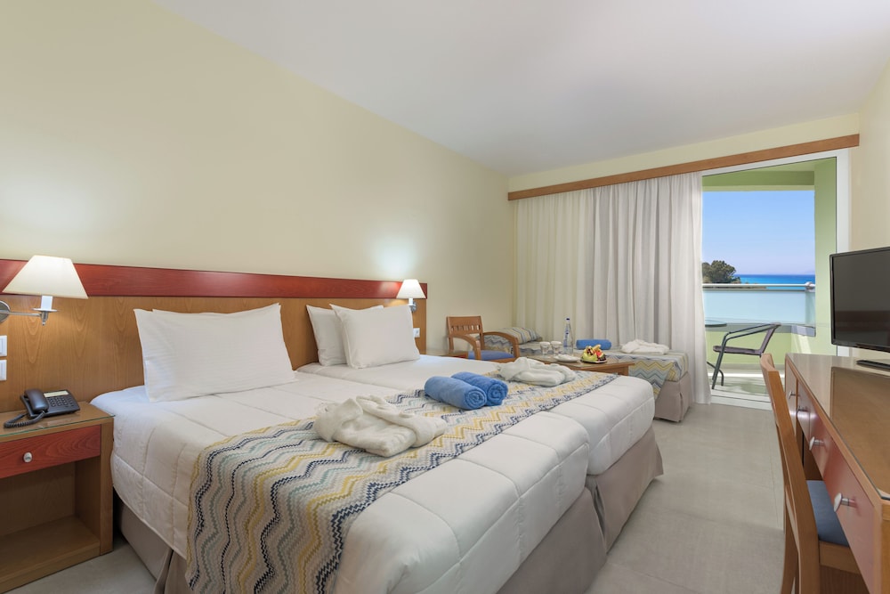 Standard Double Room, Balcony, Garden View photo 1