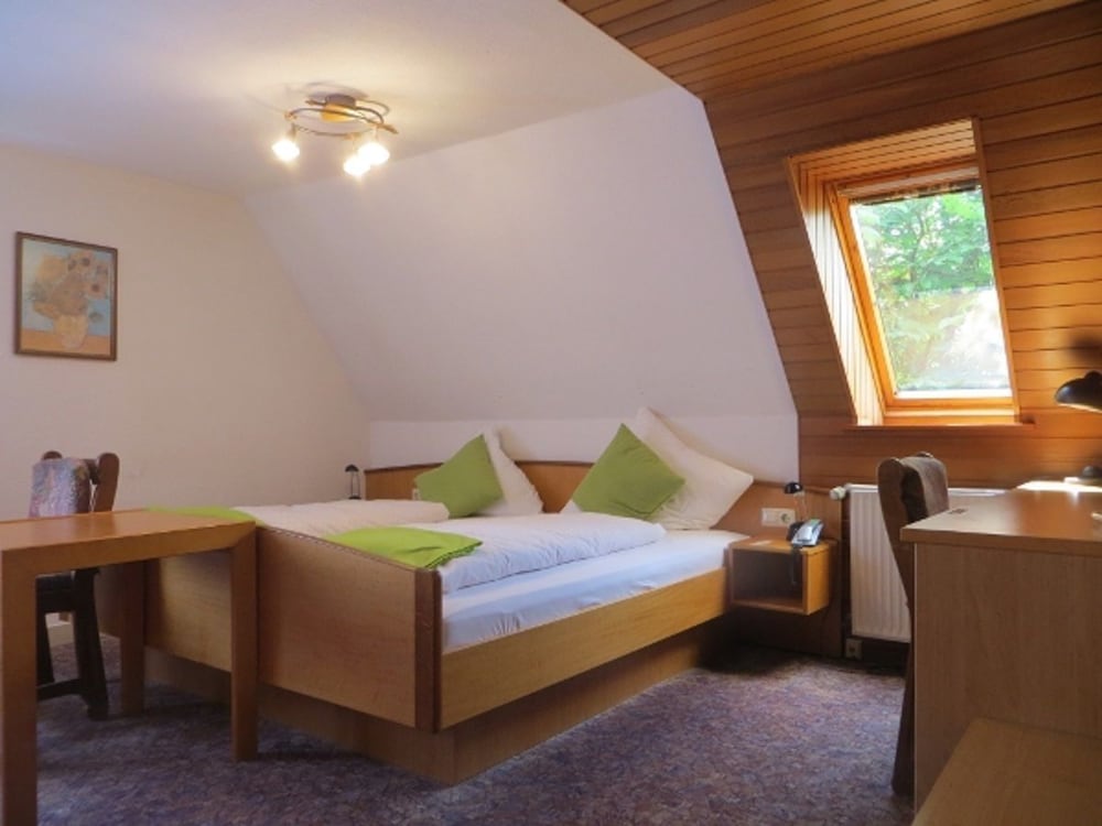 Double Room - Photo 2