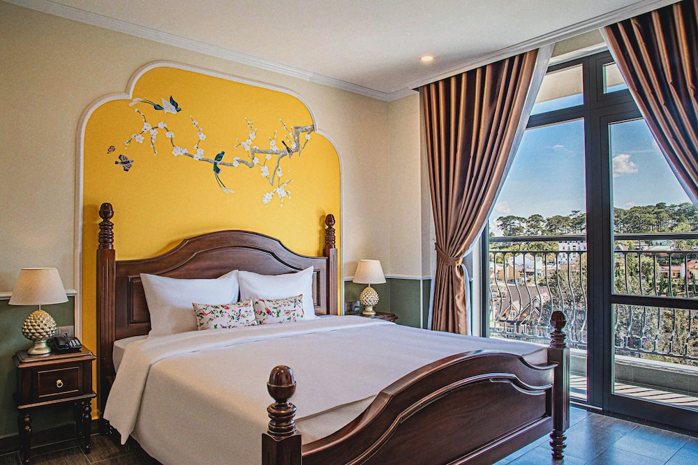 Panoramic Single Room
