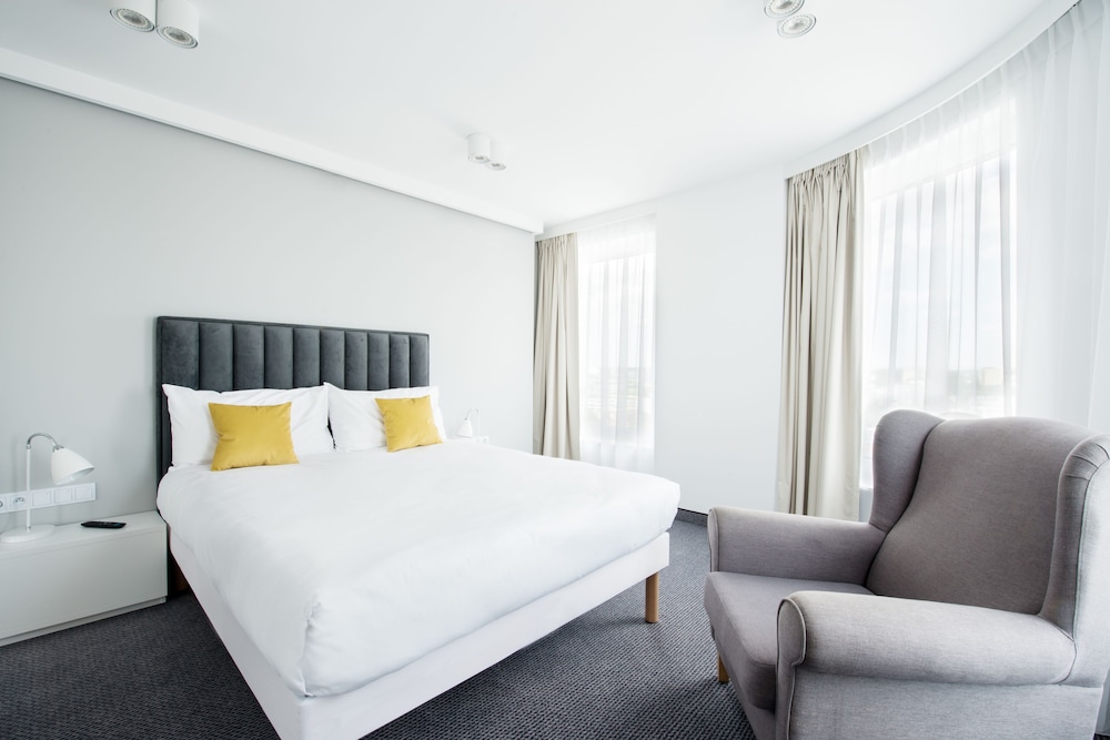 Standard Suite, 2 Double Beds photo 1