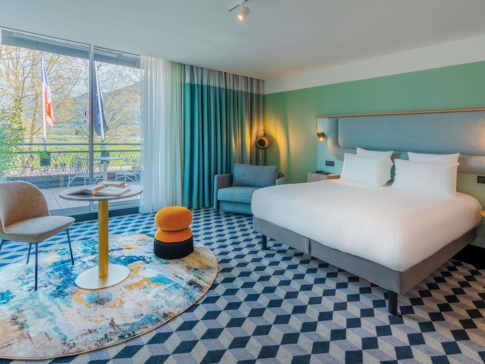 Deluxe Room, 1 Double Bed, Terrace (Lake side)