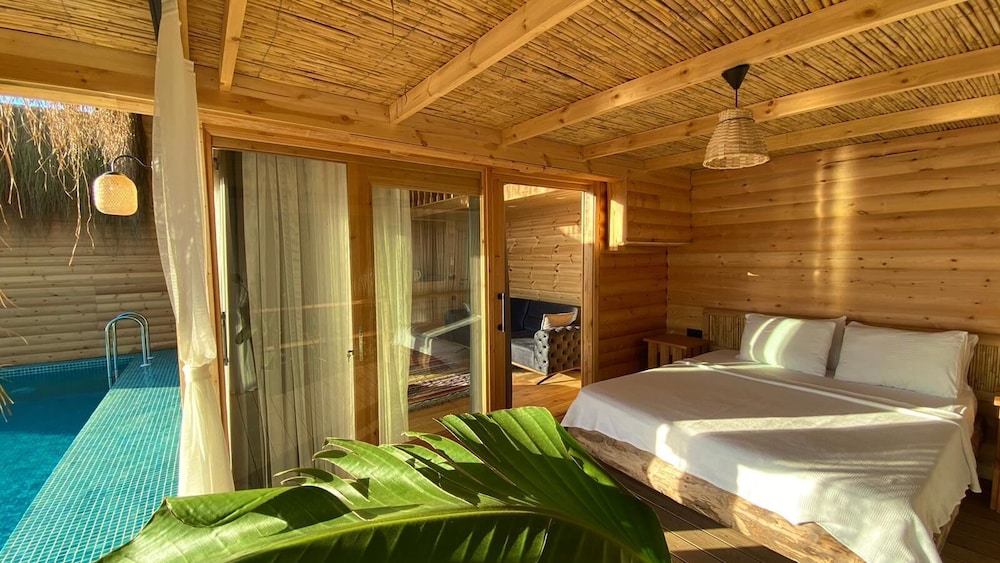 ANEMON ( Private Pool and Jacuzzi )