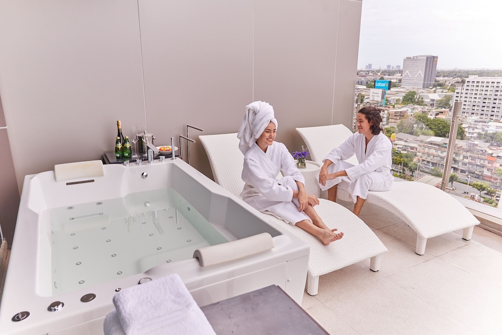 Valia Suite Club Lounge Access Valia Suite Club Lounge Access