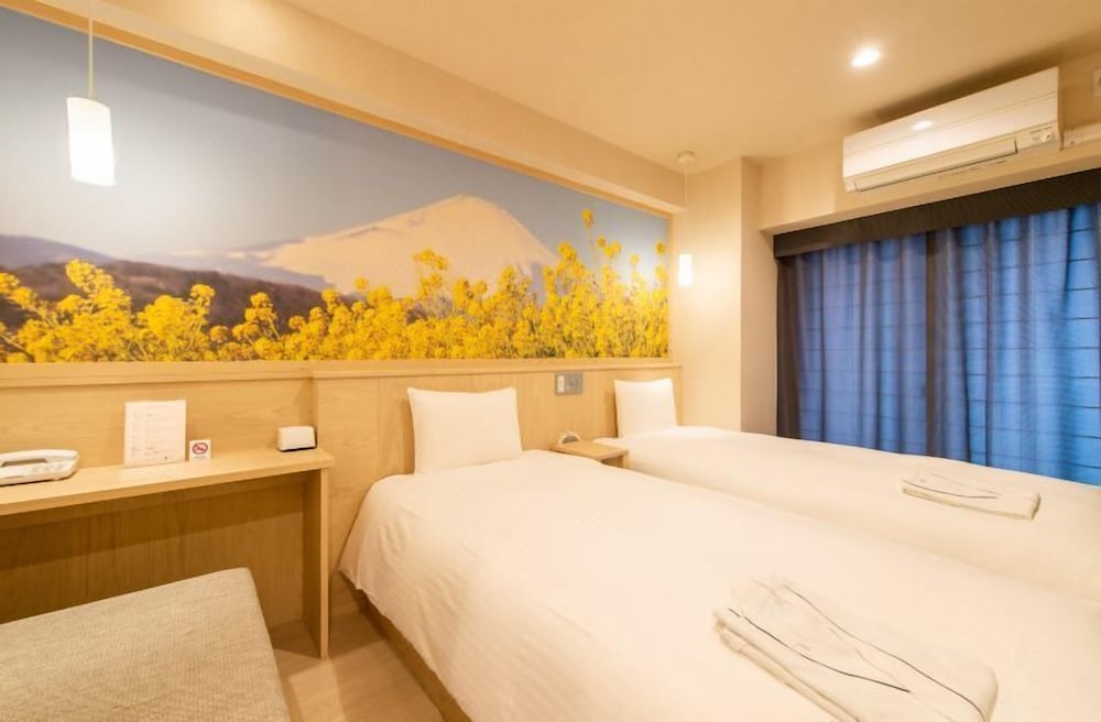 [Non-Smoking] Private Floor! 4 Twin Rooms (4-9 Adults)/Shower Booth