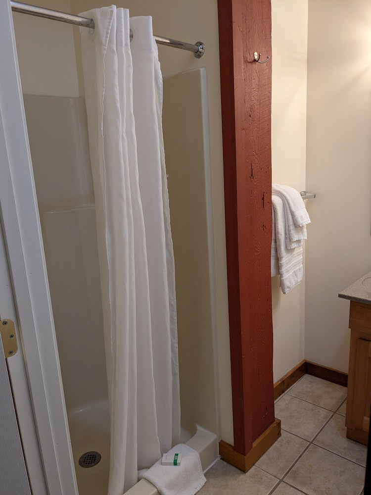 Economy Room 202 photo 3