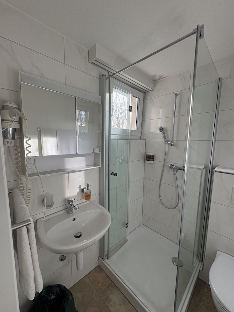 Deluxe Triple Room photo 2