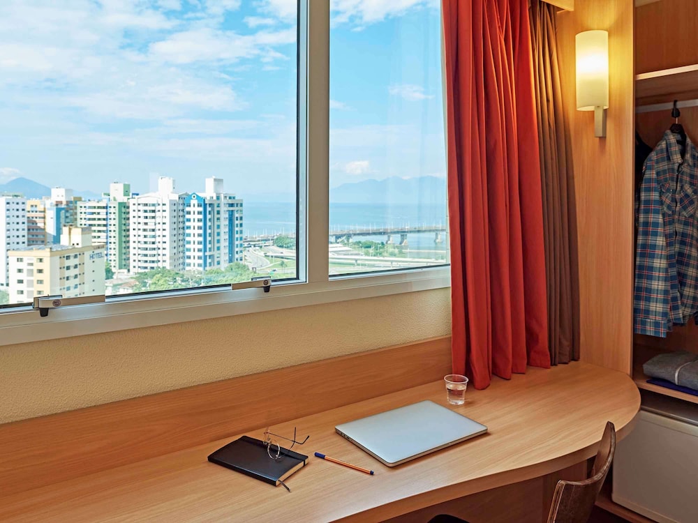 Available room
