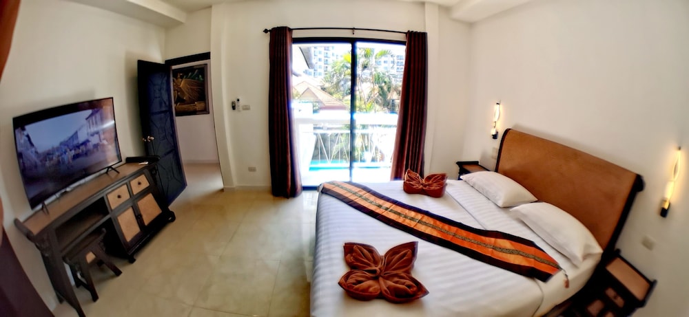 room photo