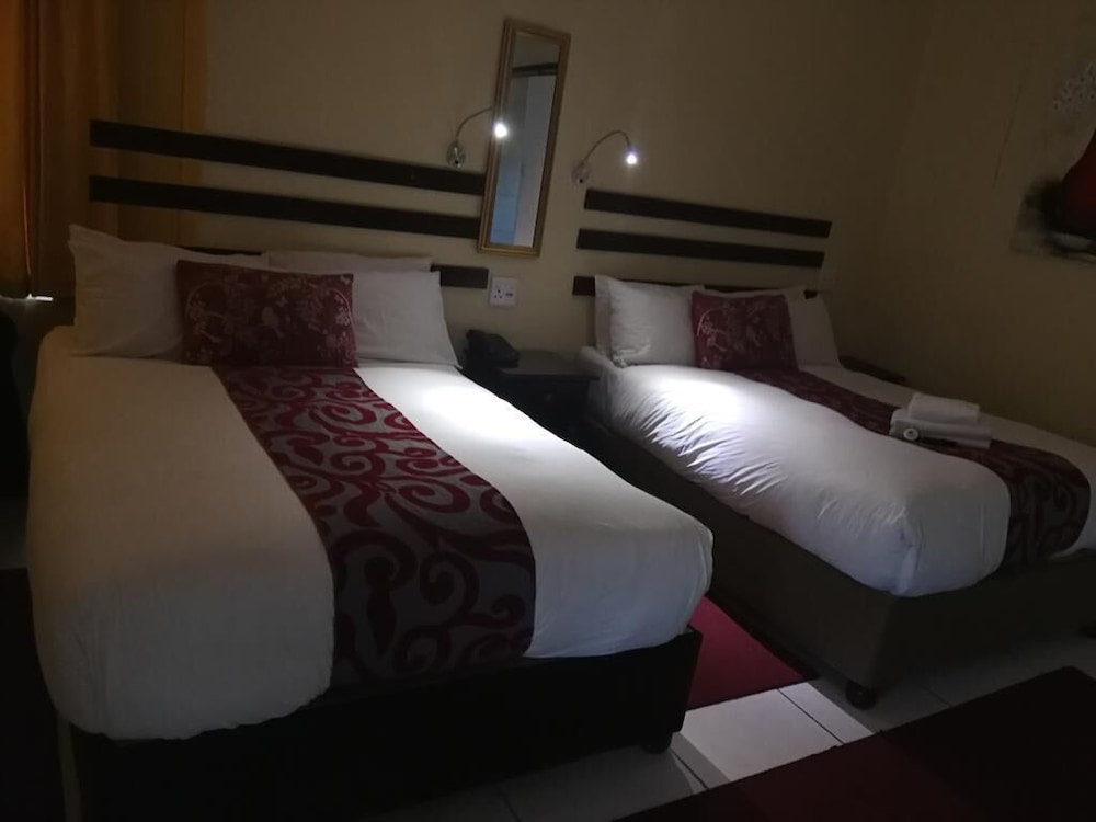 Quadruple Room photo 2