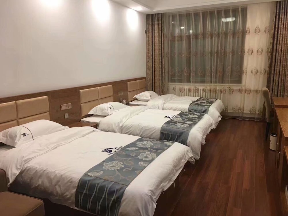 Deluxe Triple Room photo 1