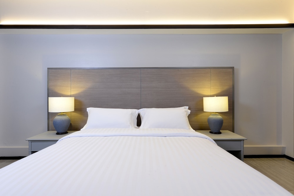 Premium Deluxe Single Room photo 2