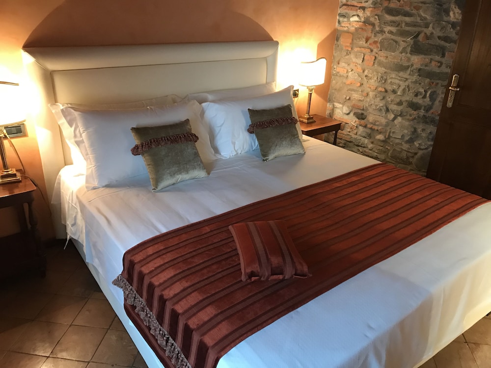 Standard Double Room - Photo 1