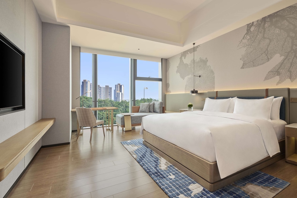 KING DELUXE ROOM - Photo 1